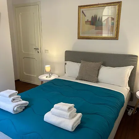 Cavour Centre ラ・スペツィア