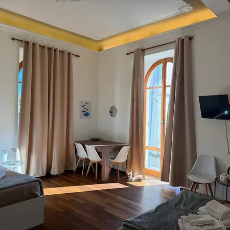 Cavour Centre Gæstehus 3*