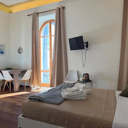 Gæstehus Cavour Centre 3*